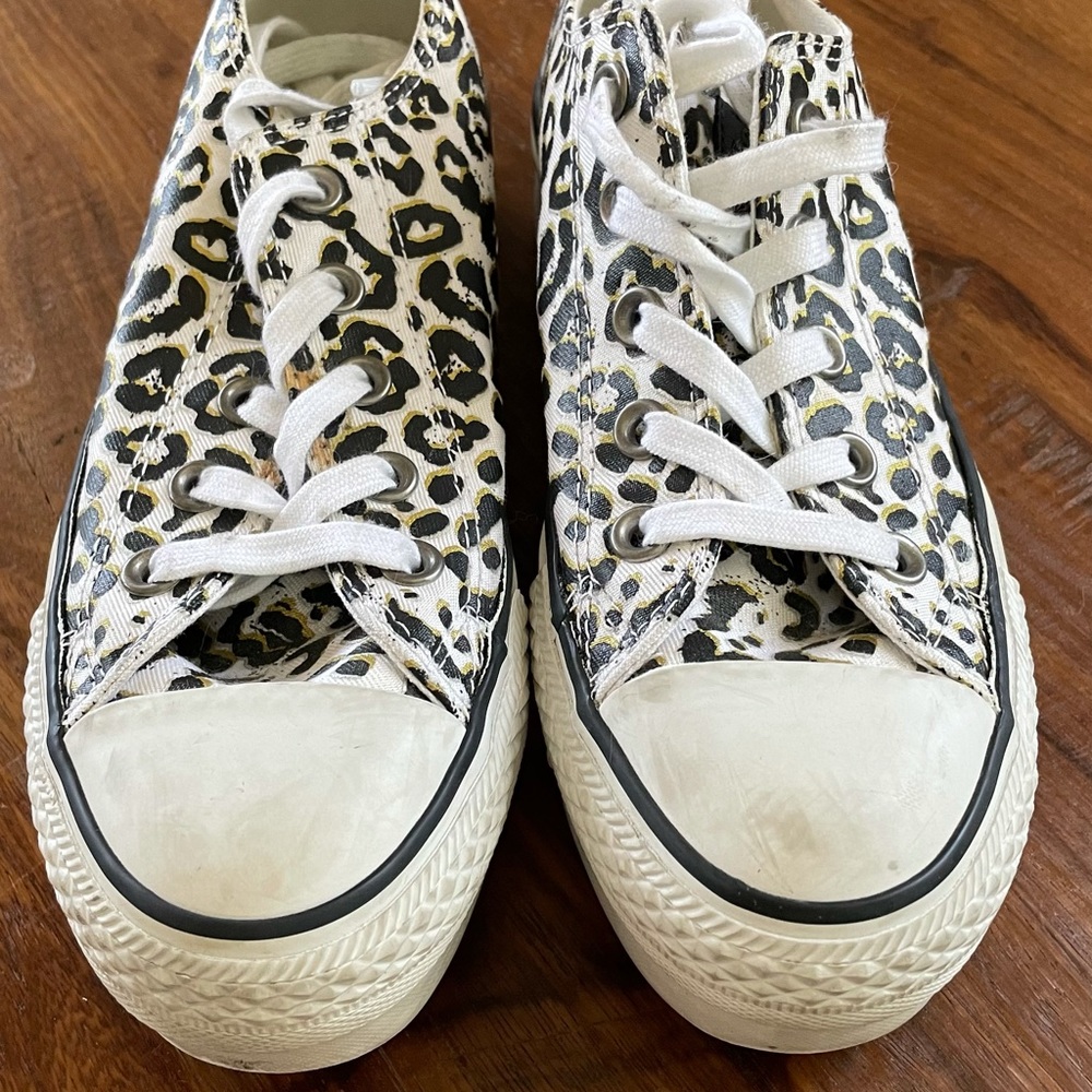 Converse - white leopard platform, size 5.5
